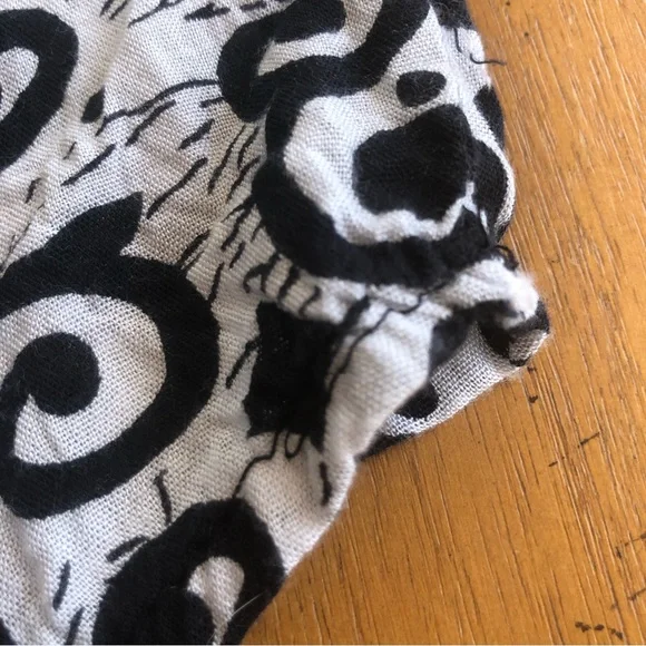 Vintage Black and White Beach Coverup Funky Pattern Maxi Dress Asymmetrical Hem - Picture 11 of 11